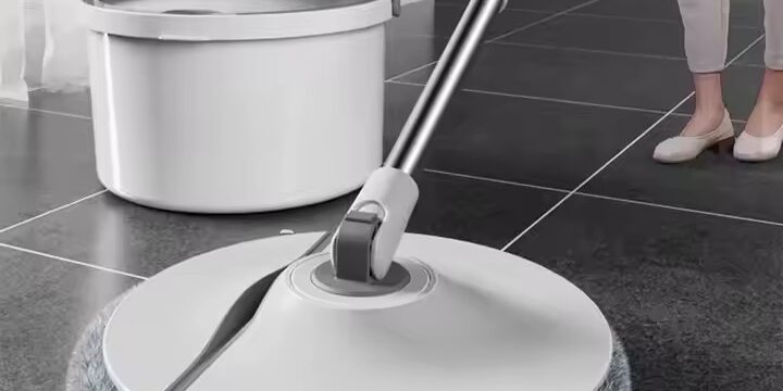 New design 360-degree spin mop with built-in washing bucket