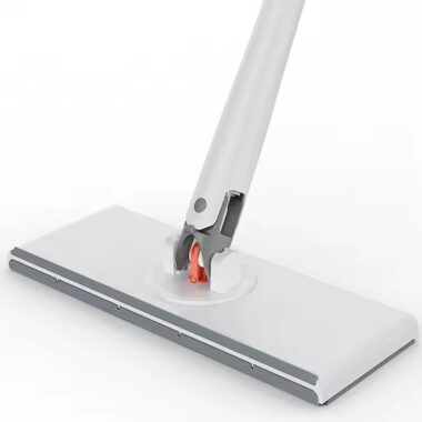 Super absorbent microfiber flat mop with reusable cleaning pad for home floors