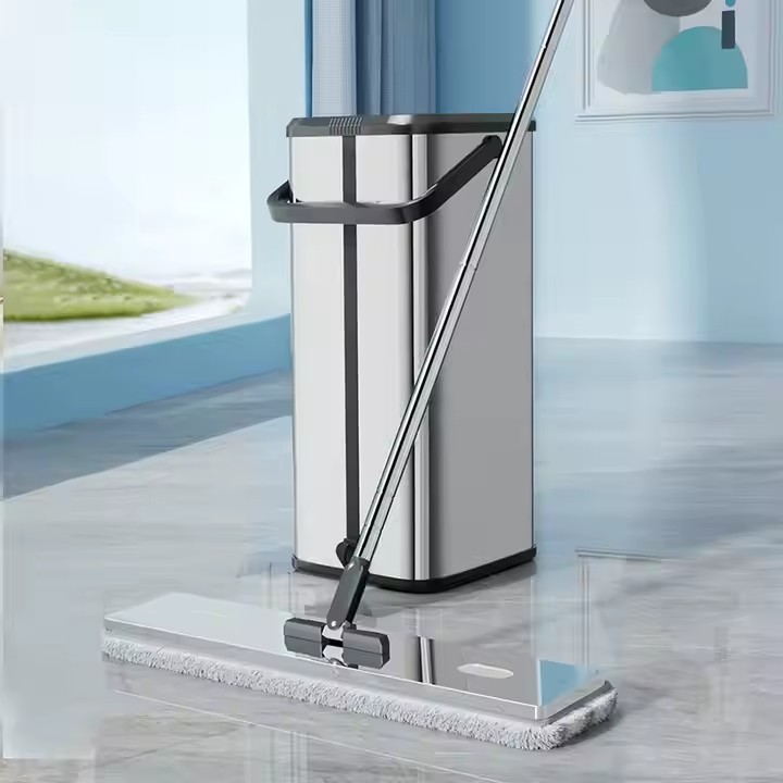 High-quality hands-free magic flat mop with microfiber pad