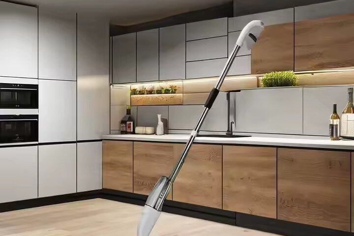 Flat Magic Microfiber Spray Mop for Effortless Home Cleaning (8) Magic flat spray mop with microfiber pad, ergonomic handle, and 360-degree swivel head