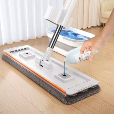 Hands-free flat mop with self-wringing bucket and microfiber pad