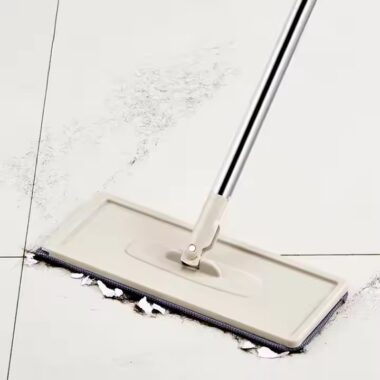 Reusable household microfiber squeeze flat mop with ergonomic handle