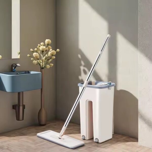 Reusable household microfiber squeeze flat mop with ergonomic handle